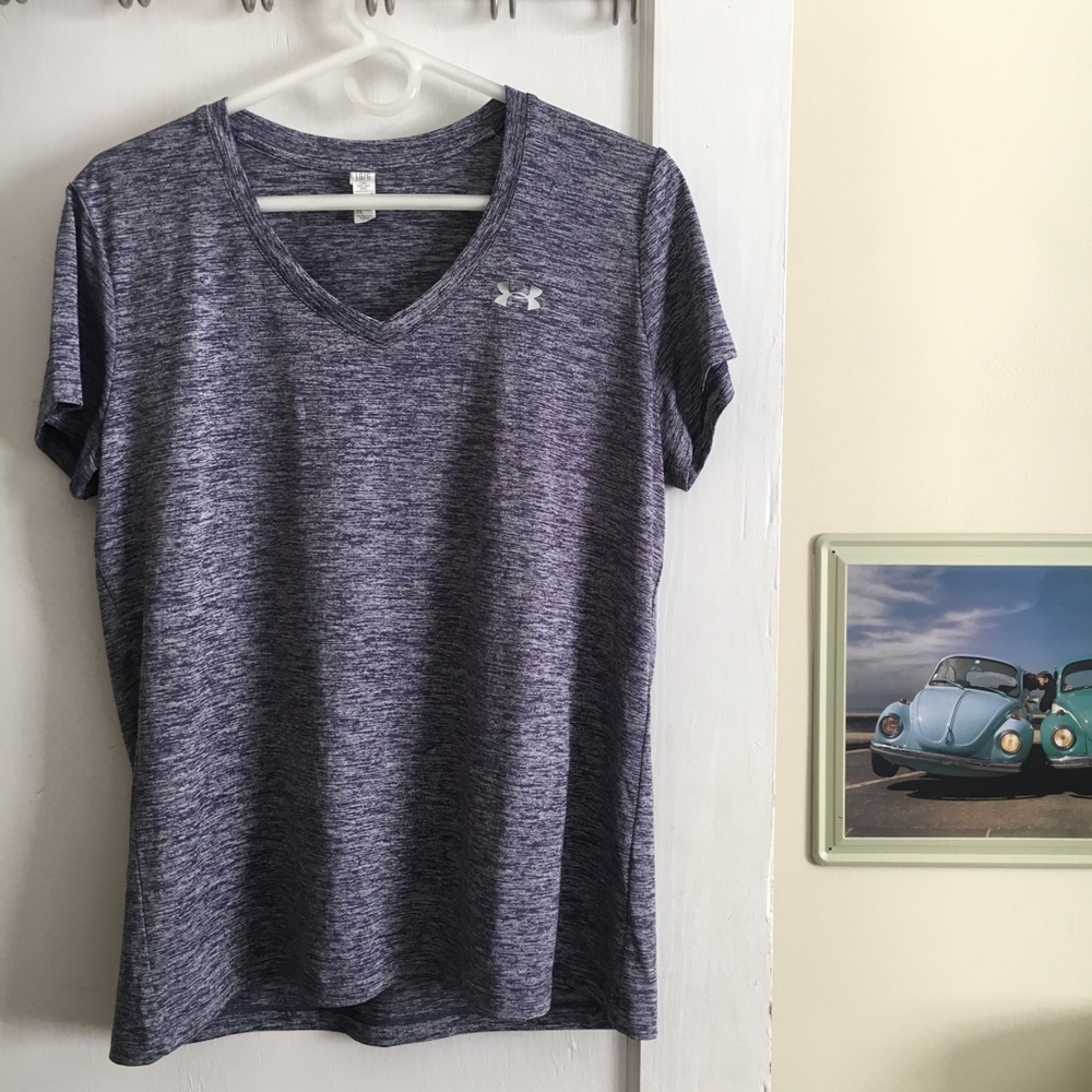 Under Armour heat gear top, size large